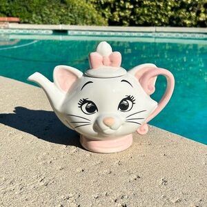 Disney’s The Aristocats Marie Tea Pot 🫖 🎀